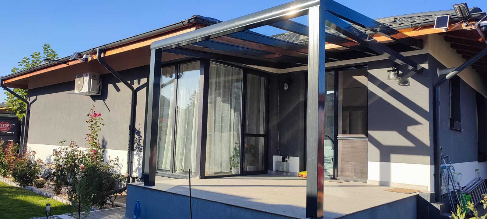 pergola inchidere cu sticla