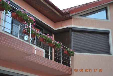 Rulouri Exterioare